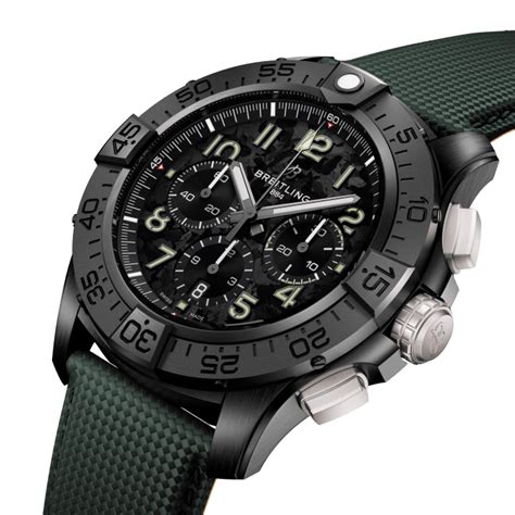 Super Avenger B01 Chronograph 46 My23 